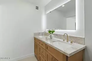 2949 N 29th St, Phoenix, AZ 85016 - Photo 16