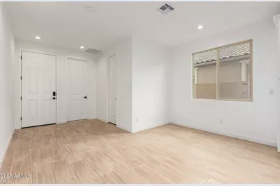 8638 S 170th Avenue, Goodyear, AZ 85338 - Photo 8