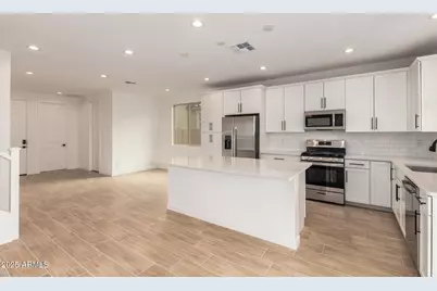 8638 S 170th Avenue, Goodyear, AZ 85338 - Photo 6