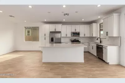 8638 S 170th Avenue, Goodyear, AZ 85338 - Photo 4