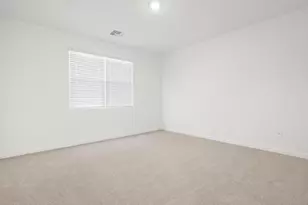 18228 N Pietra Dr, Maricopa, AZ 85138 - Photo 16