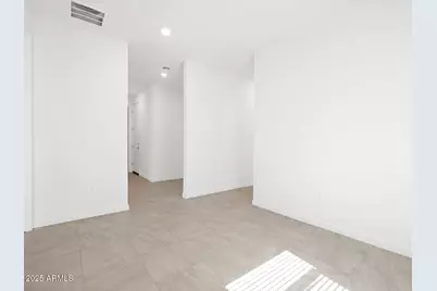 18228 N Pietra Drive, Maricopa, AZ 85138 - Photo 8