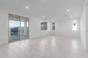 30148 W Palo Brea Way, Buckeye, AZ 85396 - Photo 6