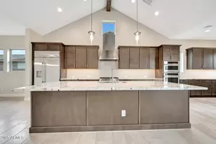 20657 W Berridge Ln, Buckeye, AZ 85396 - Photo 12