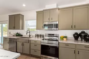 2318 S Nikki Ln S, Maricopa, AZ 85139 - Photo 12