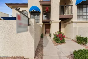 5002 E Siesta Dr, Phoenix, AZ 85044 - Photo 4
