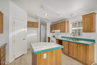 1634 E Michelle Drive, Phoenix, AZ 85022 - Photo 18