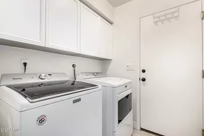 479 W Douglas Avenue, Gilbert, AZ 85233 - Photo 30