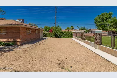 6100 N 36th Avenue, Phoenix, AZ 85019 - Photo 4