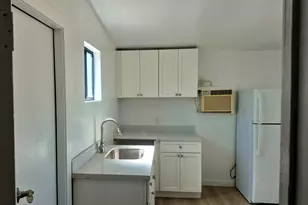 7508 W Orangewood Ave, Glendale, AZ 85303 - Photo 10