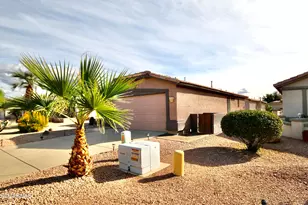 1373 E Cherry Hill Dr, Chandler, AZ 85249 - Photo 2