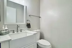 125 S 56th St, Mesa, AZ 85206 - Photo 4