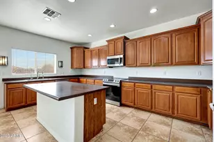 23025 W Hopi St, Buckeye, AZ 85326 - Photo 6