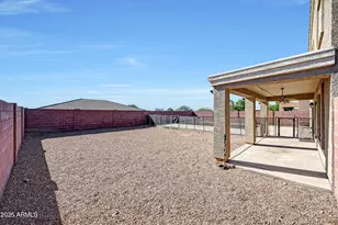 23025 W Hopi St, Buckeye, AZ 85326 - Photo 38