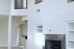20802 N Grayhawk Dr, Scottsdale, AZ 85255 - Photo 2