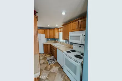 17200 W Bell Road #915, Surprise, AZ 85374 - Photo 24