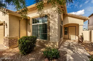 688 W Green Tree Dr, San Tan Valley, AZ 85143 - Photo 2