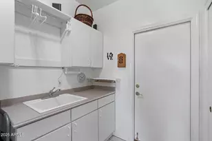 11181 E Hedgehog Pl, Scottsdale, AZ 85262 - Photo 24