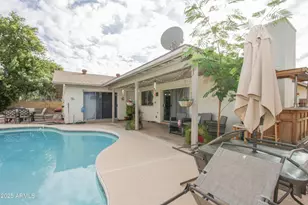 4434 W Dahlia Dr, Glendale, AZ 85304 - Photo 2