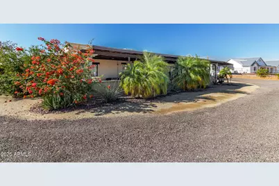 38026 N 251st Avenue, Morristown, AZ 85342 - Photo 2