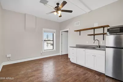 5753 W Glendale Avenue #Apt 202, Glendale, AZ 85301 - Photo 2