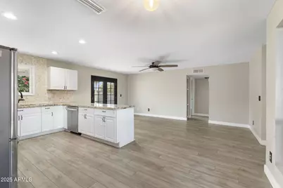 17 S Cholla Street, Gilbert, AZ 85233 - Photo 14