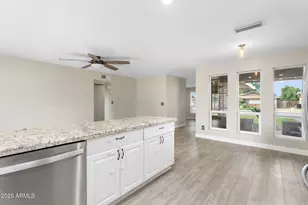 17 S Cholla St, Gilbert, AZ 85233 - Photo 10