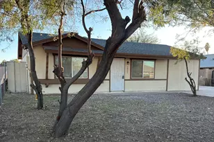 6825 W Vernon Ave, Phoenix, AZ 85035 - Photo 2