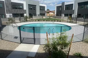 432 S 32nd St, Mesa, AZ 85204 - Photo 2