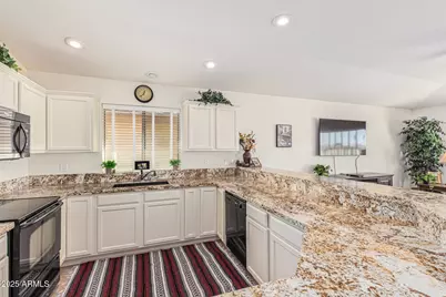 11250 E Kilarea Avenue #214, Mesa, AZ 85209 - Photo 4