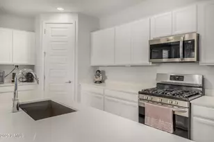 2174 W Burnside Trail, Phoenix, AZ 85085 - Photo 14