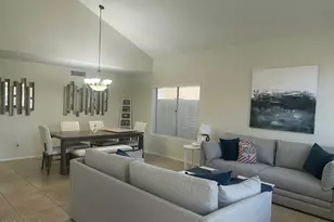 4639 E Annette Dr, Phoenix, AZ 85032 - Photo 2