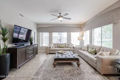 5450 E Deer Valley Drive #1186, Phoenix, AZ 85054 - Photo 8