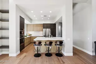 8989 N Gainey Center Dr, Scottsdale, AZ 85258 - Photo 12