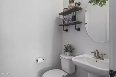 12090 W Peak View Road, Peoria, AZ 85383 - Photo 26