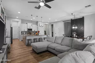 12090 W Peak View Rd, Peoria, AZ 85383 - Photo 8