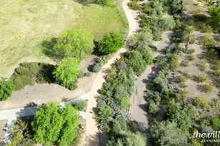 12090 W Peak View Rd, Peoria, AZ 85383 - Photo 46