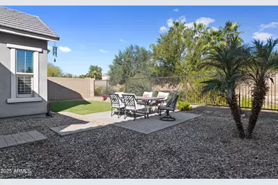 12090 W Peak View Road, Peoria, AZ 85383 - Photo 38