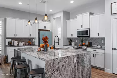 12090 W Peak View Road, Peoria, AZ 85383 - Photo 12