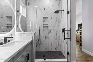 12090 W Peak View Rd, Peoria, AZ 85383 - Photo 30