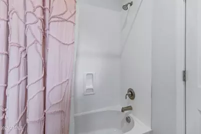 12090 W Peak View Road, Peoria, AZ 85383 - Photo 24