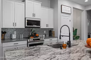 12090 W Peak View Rd, Peoria, AZ 85383 - Photo 12