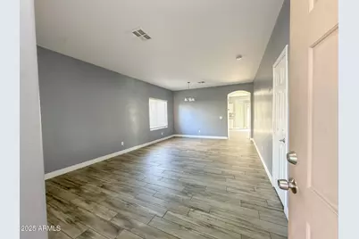 9427 W Elwood Street, Tolleson, AZ 85353 - Photo 2