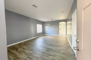 9427 W Elwood St, Tolleson, AZ 85353 - Photo 2