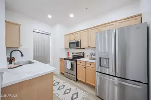 20660 N 40th St, Phoenix, AZ 85050 - Photo 16