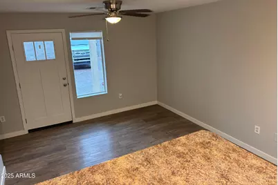 528 E Navajo Avenue #Apt 3, Apache Junction, AZ 85119 - Photo 4