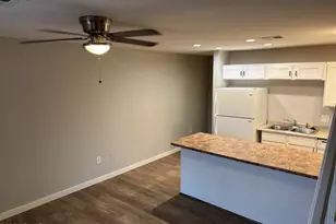 528 E Navajo Ave, Apache Junction, AZ 85119 - Photo 2