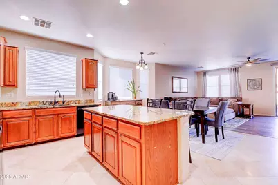 12122 W Jessie Lane, Sun City, AZ 85373 - Photo 4