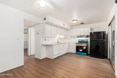 2533 W Rose Lane, Phoenix, AZ 85017 - Photo 10