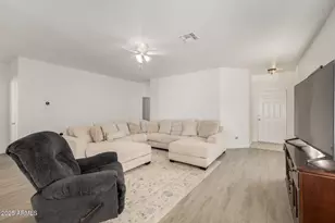 864 E Silversmith Trail, San Tan Valley, AZ 85143 - Photo 6